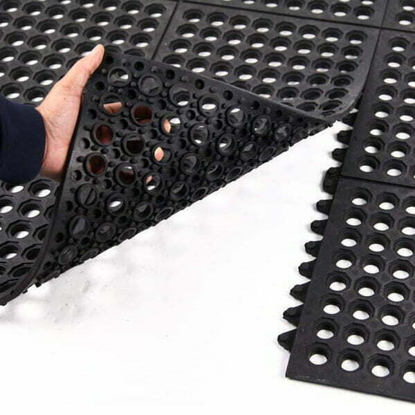 Connectable Hollow Ring Matting Tiles