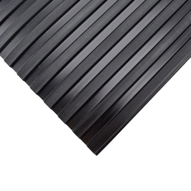RC04166 - FlexiTred Heavy-Duty Ribbed Matting