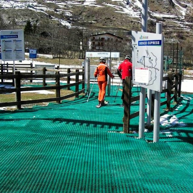 RubbaSnow Rubber Snow Matting (Green) - Ski Slope