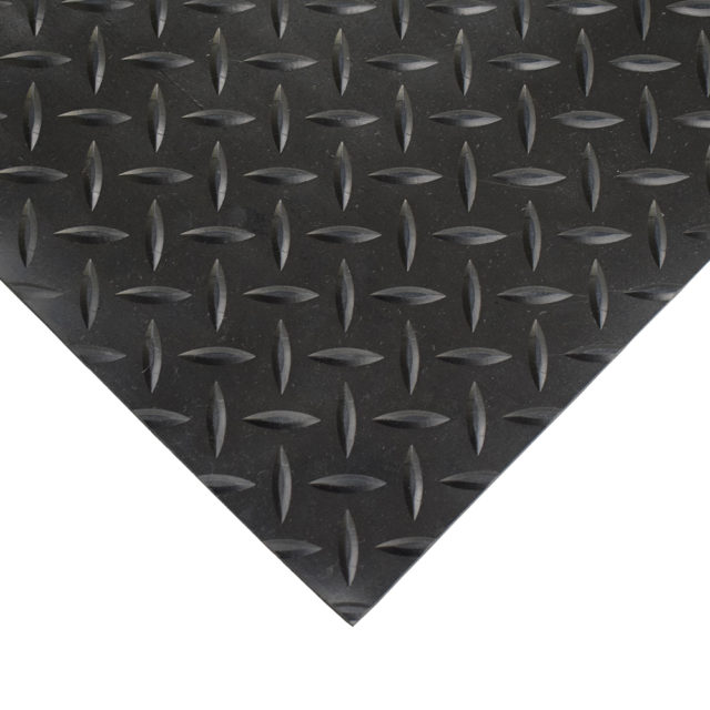 RC04188 - Black Diamond Checker Plate Matting