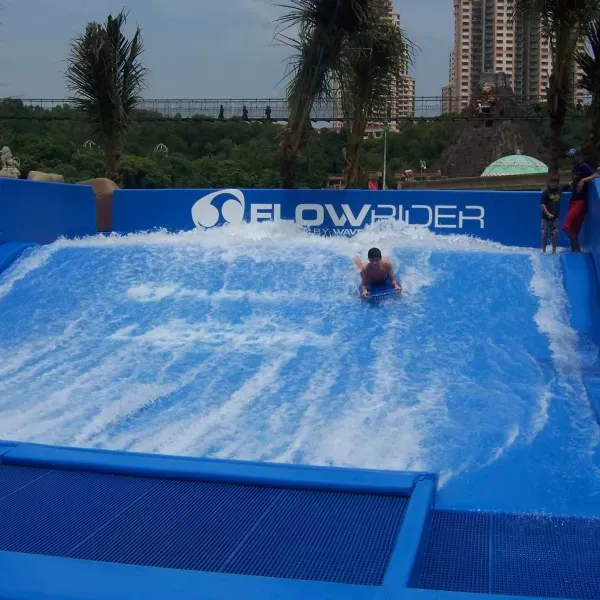 RC04143 - CushionGrid Matting - In use in wave / surf simulator