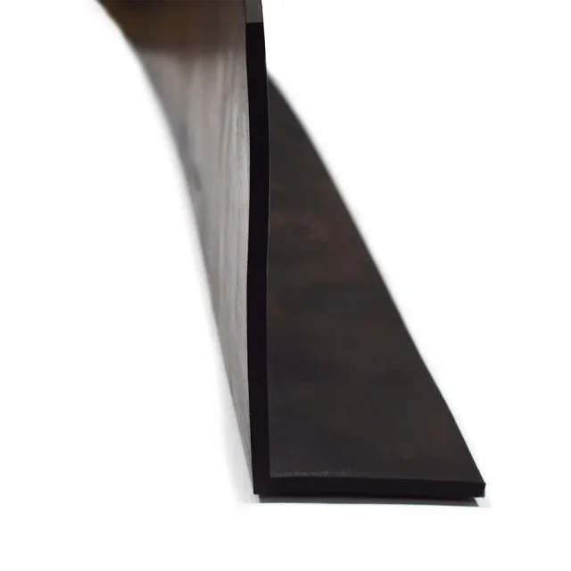 RCAP75X150L - EPDM L Profile - 75mm x 150mm - Close up